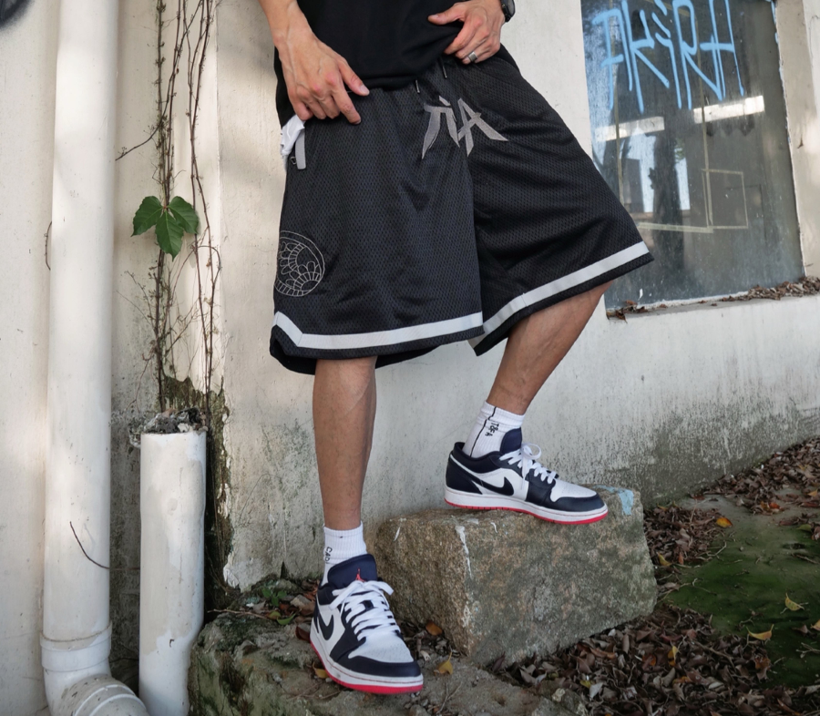 Giay Nike Air Jordan 1 Low 'Obsidian Ember Glow' 553558-481