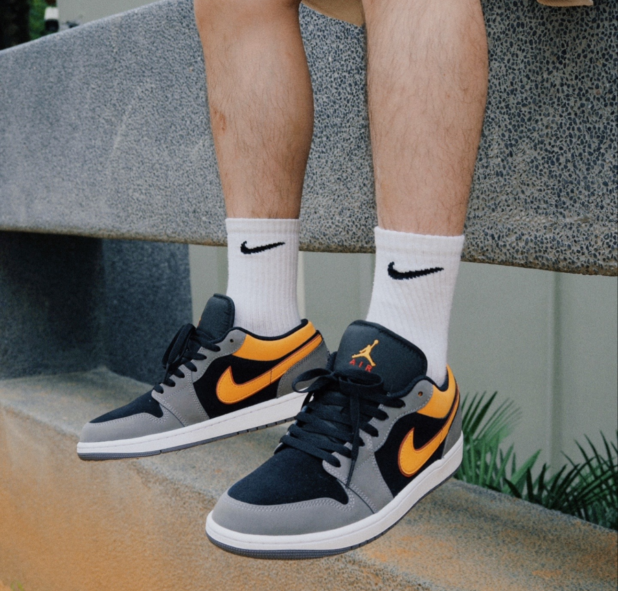 Giay Nike Air Jordan 1 Low 'Black Grey Orange' FN7308-008