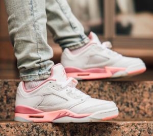 Giay Nike Air Jordan 5 Low GS ‘Desert Berry’ DX4390-116