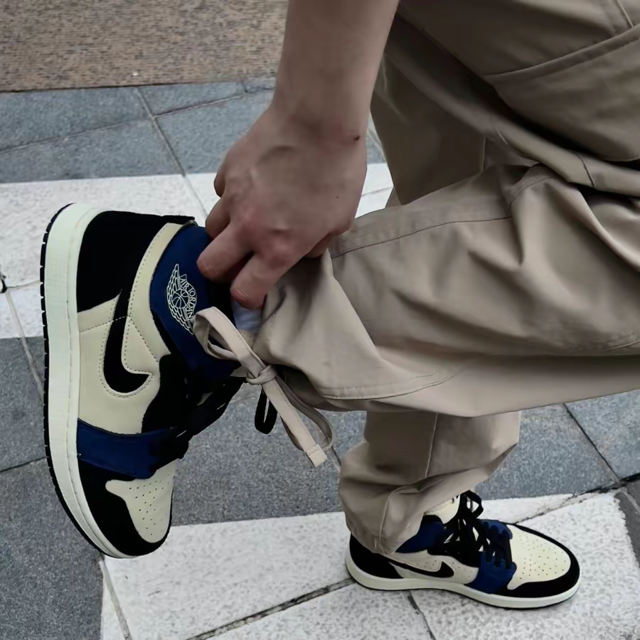 Giay Nike Air Jordan 1 High Zoom Comfort 2 'Blackened Blue' DV1305-104