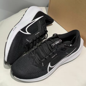 Giay Nike Air Zoom Pegasus 40 'Black White' DV3853-001