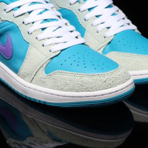 Giay Nike Air Jordan 1 Low SE 'Aquatone Concord' DX4334-300