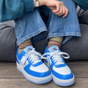 Giay Nike Air Force 1 Low 'Blue Patent' FJ4801-400
