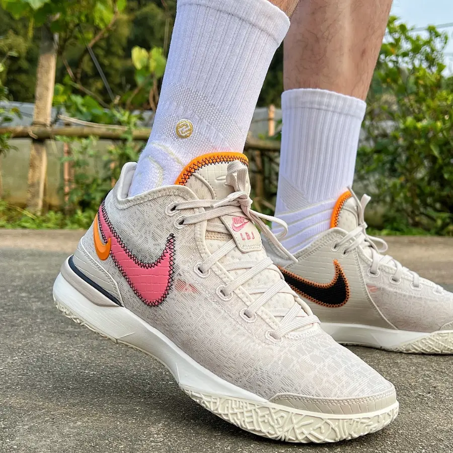 Giay Nike Zoom Lebron Nxxt Gen EP 'Da Vinci' DR8788-100