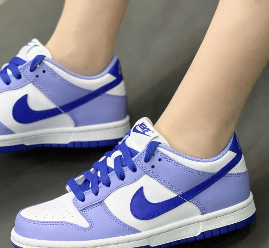 Giay Nike Dunk Low 'Blueberry' DZ4456-100