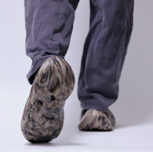 Dep Adidas Yeezy Foam RNR 'MX Cinder' ID4126