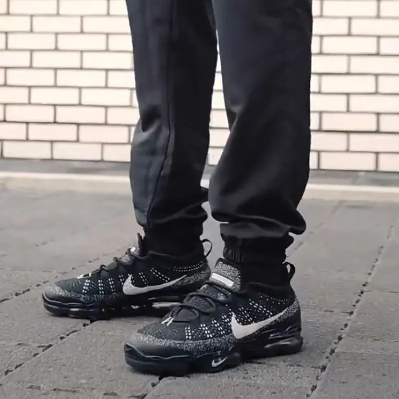 Giay Nike Air VaporMax Flyknit 'Oreo' DV1678-001