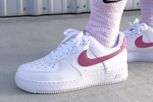 Giay Nike Air Force 1 Low 'White Desert Berry' DQ7569-101
