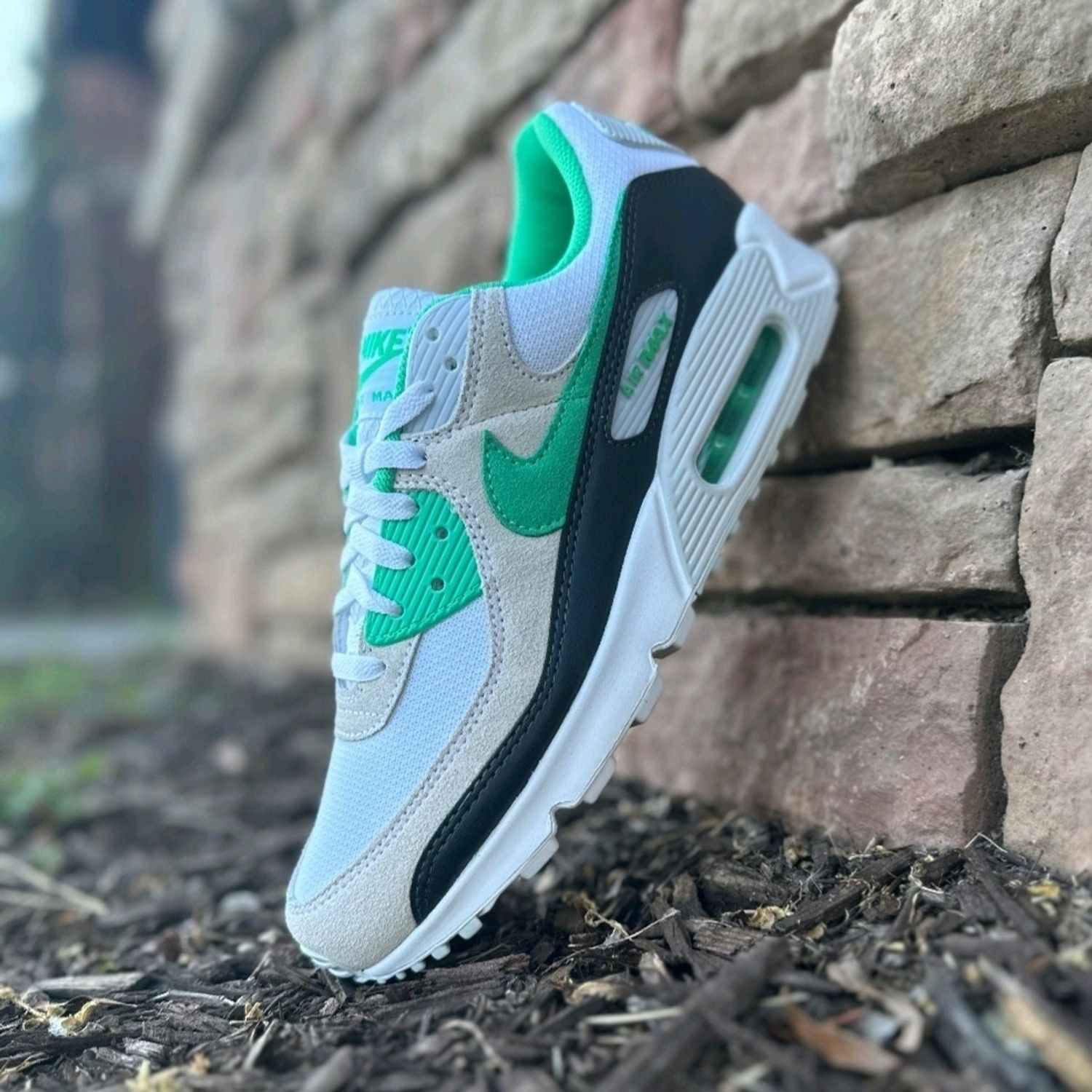 Giay Nike Air Max 90 'Spring Green' DM0029-104