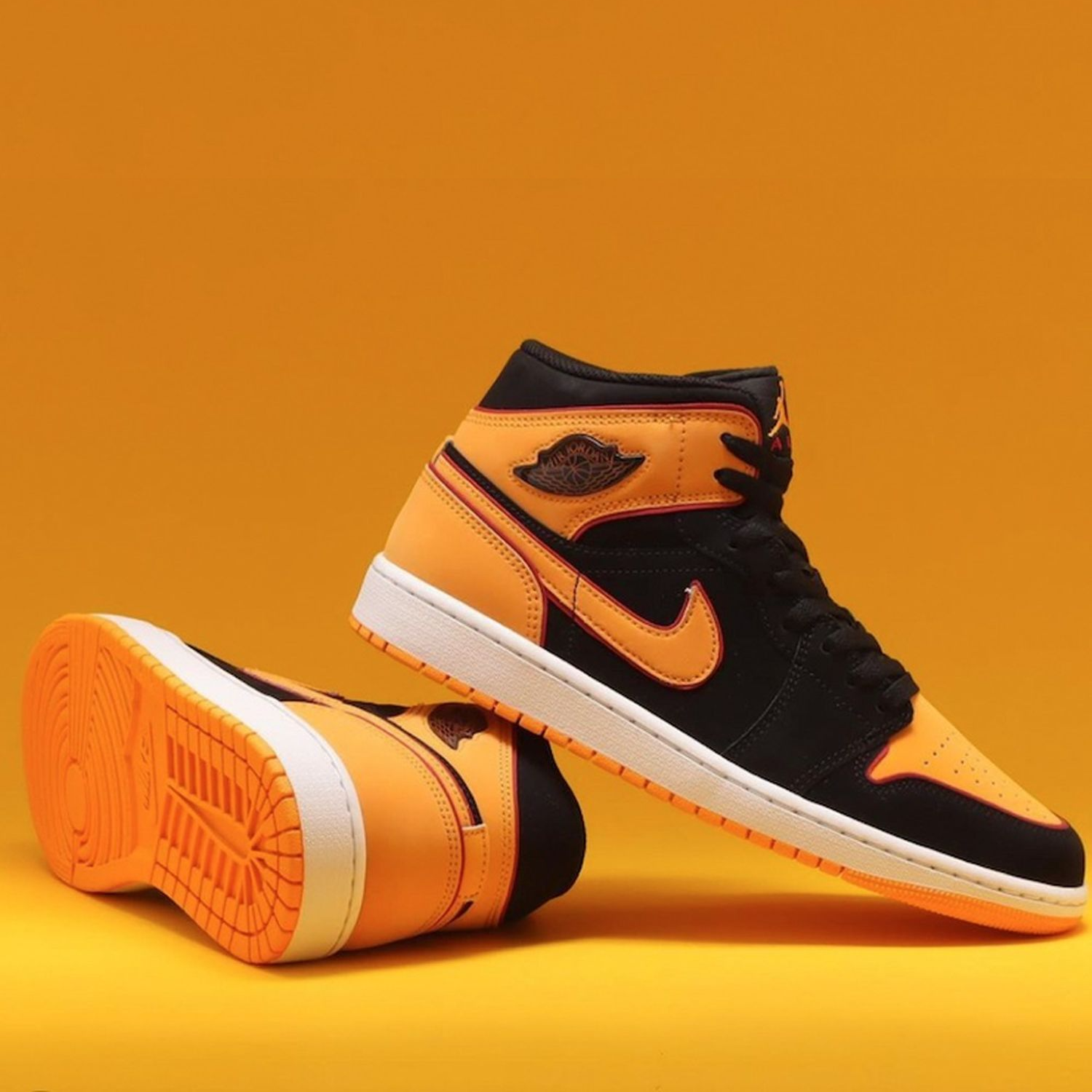 Giay Nike Air Jordan 1 Mid 'Fat Tongue Black Orange' FJ4923-008