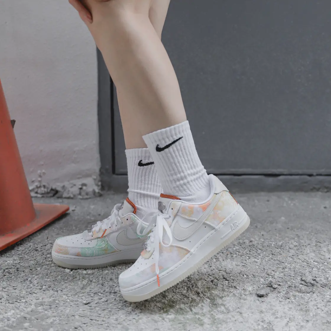 Giay Nike Air Force 1 Low ’07 ‘Paisley Printed’ FJ7739-101