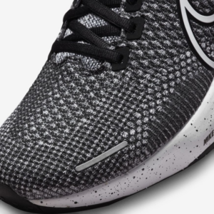 Giay Nike ZoomX Invincible Run Flyknit 2 'Oreo' DH5425-103