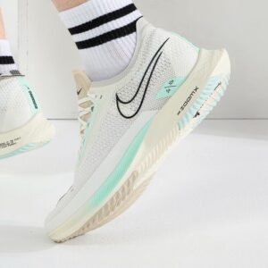 Giay Nike ZoomX Streakfly "White Mint Green' FV0166-101