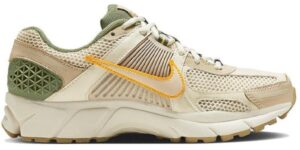 Giay Nike Zoom Vomero 5 'Sail Laser Orange Olive' FQ6868-181