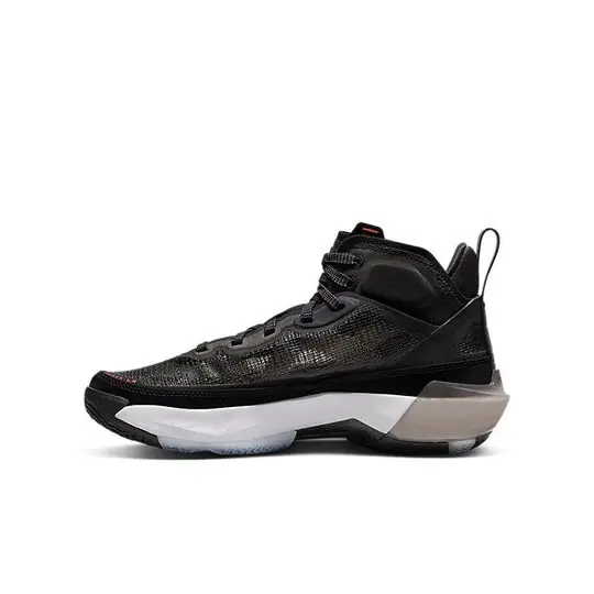 Giay Nike Air Jordan 37 'Black Hot Punch' DD7421-091