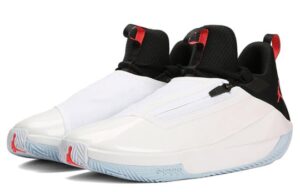 Giay Nike Air Jordan Jumpman Hustle 'White Black' AQ0394-100