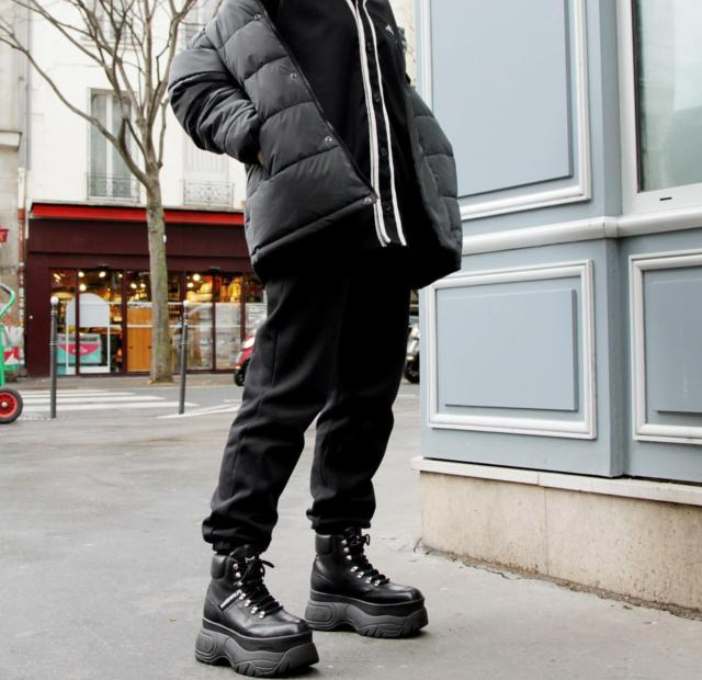 Giay Naked Wolfe Spike 'Black Leather'