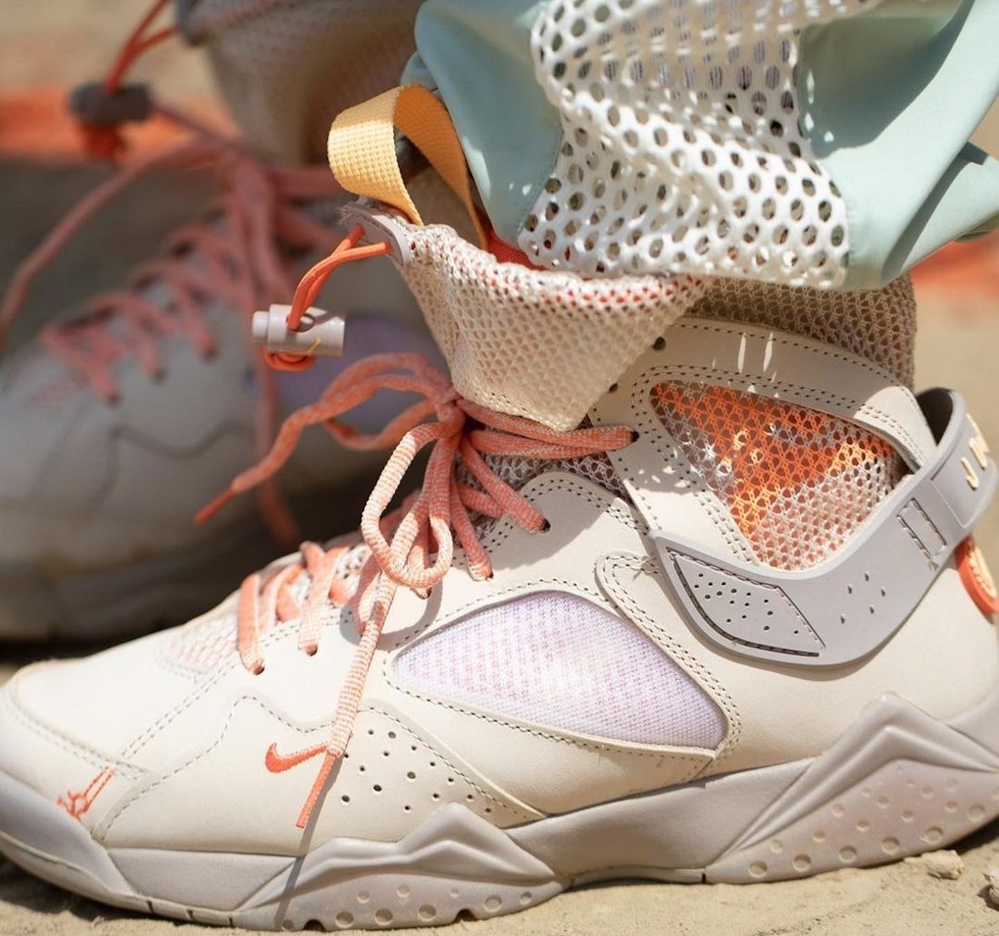 Giay Nike Air Jordan 7 Retro 'Bephie's Beauty Supply' DR1485-168