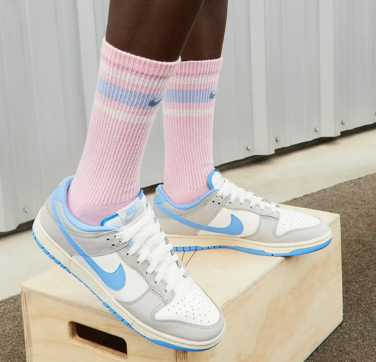 Giay Nike Dunk Low 'Sail University Blue' FN7488-133