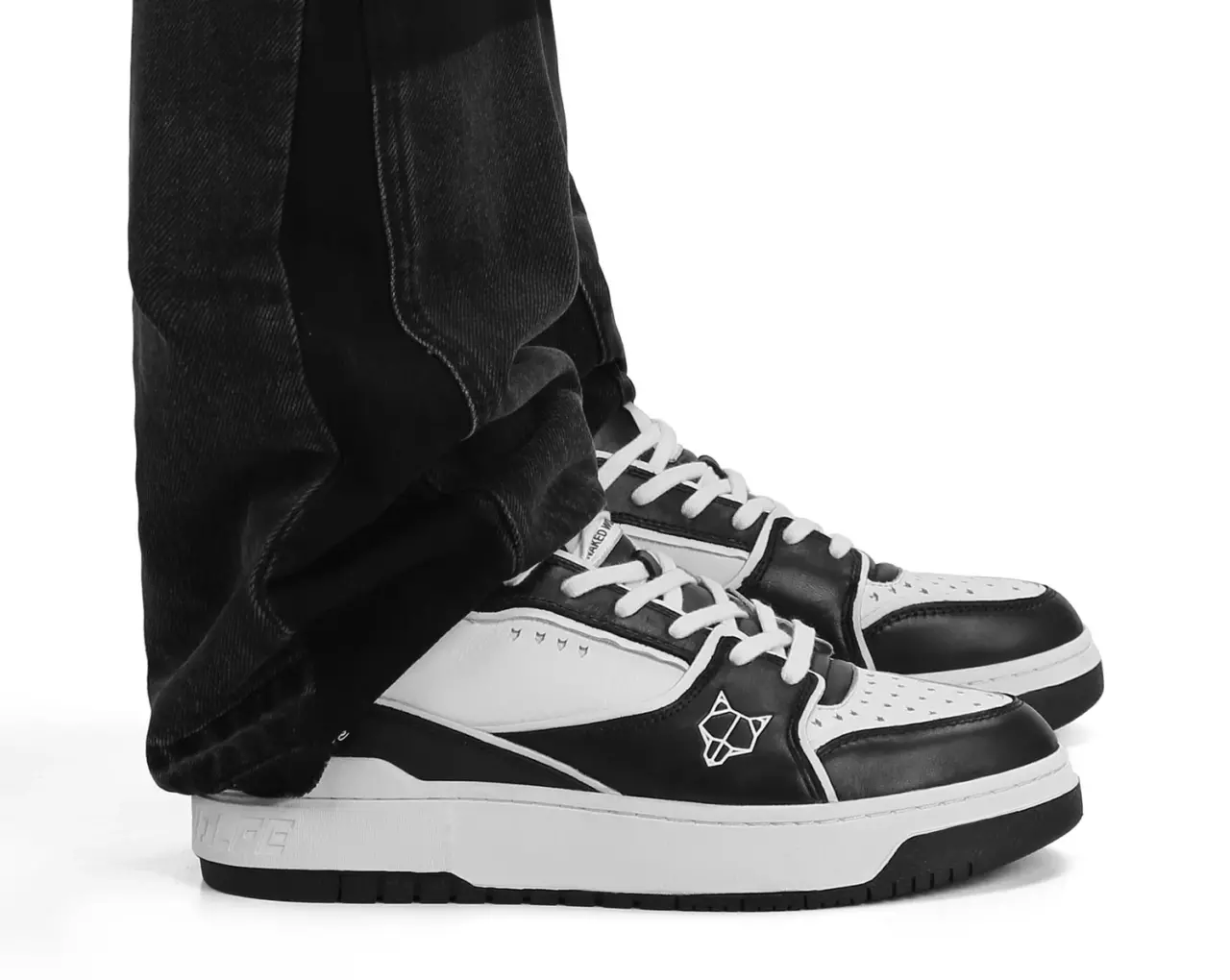 Giay Naked Wolfe NW-01 'Black White'