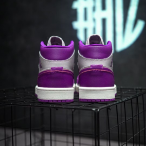 Giay Nike Air Jordan 1 Mid 'Magenta' BQ6472-501