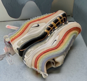 Giay Nike Air Max 97 'Be True' FD8637-600