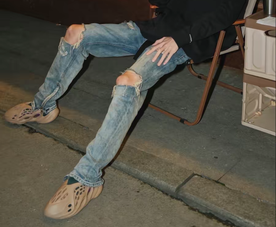 Giay Adidas Yeezy Foam RNNR 'Clay Red' HP5335