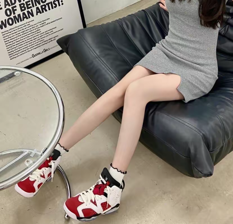 Giay Nike Air Jordan 6 Retro 'Carmine' 384665-106