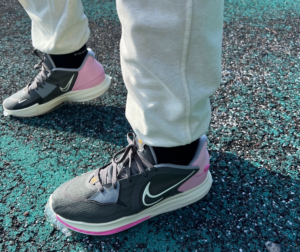 Giay Nike Kyrie 5 Low 'Iron Grey Coconut Milk' DJ6012-005