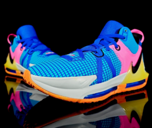 Giay Nike LeBron Witness 7 'Hyper Royal' DM1123-400