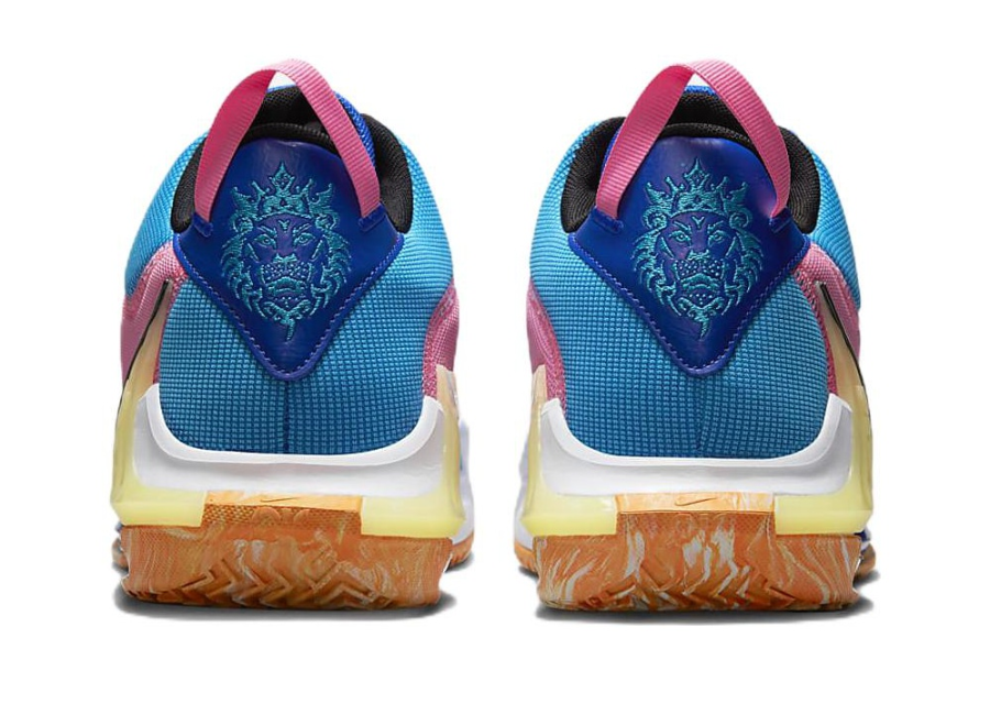 Giay Nike LeBron Witness 7 'Hyper Royal' DM1123-400