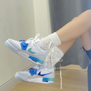 Giay Nike Air Jordan Legacy 312 Low GS 'Windy City' FN8896-131