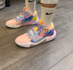 Giay Nike PG 6 'Painted Swoosh' DO9824-100