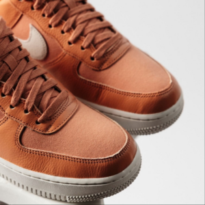 Giay Nike Air Force 1 '07 LX 'Amber Brown' DV7186-200