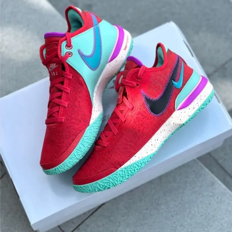 Giay Nike Lebron NXXT Seemingly 'King’s Crown' DR8784-600