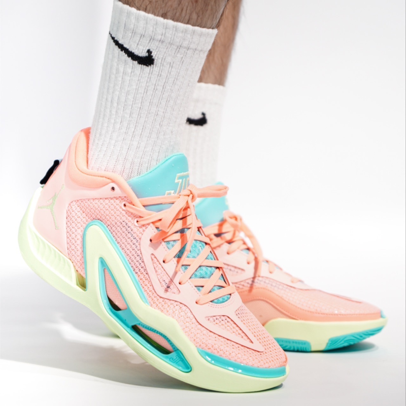 Giay Nike Air Jordan Tatum 1 'Pink Lemonade' DX6733-600