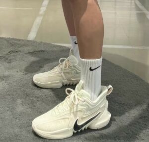 Giay Nike Cosmic Unity 2 'Coconut Milk' DH1536-100