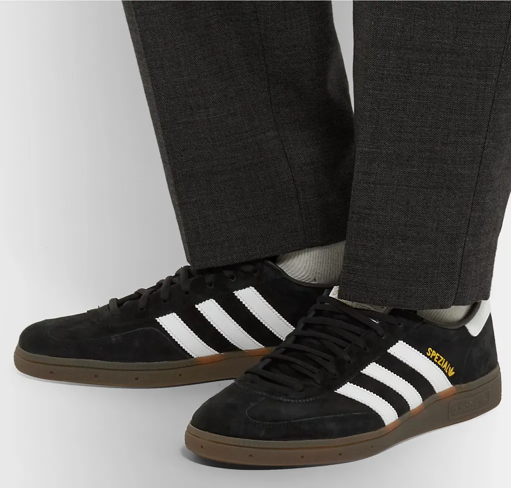 Giay Adidas Spezial Handball 'Core Black White' IE3402