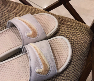 Dep Nike Benassi JDI Chenille 'Ice Phantom' AO2805-800