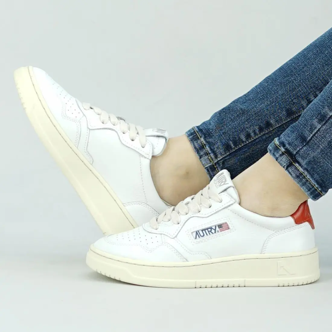Giay Autry Medalist Low Leather 'White Rust' AULW-LL48