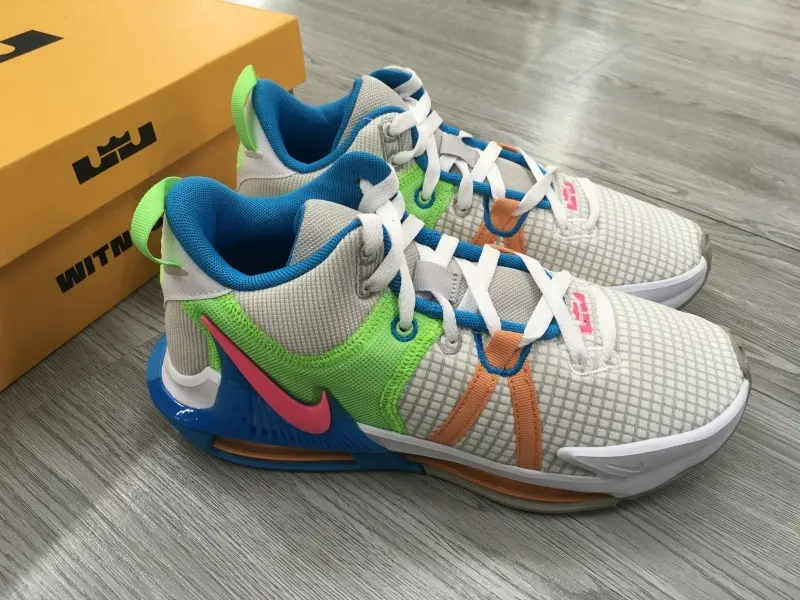 Giay Nike LeBron Witness 7 'Grey Fog' DM1122-003