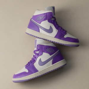 Giay Nike Air Jordan 1 Mid 'Action Grape' BQ6472-504