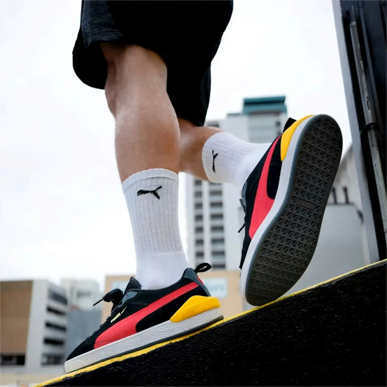 Giay Puma Suede Bloc 'Black' 381183-03
