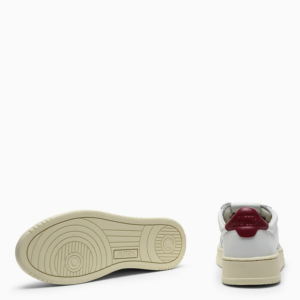Giay Autry Medalist Low 'White Bordeaux' AULW-LL43
