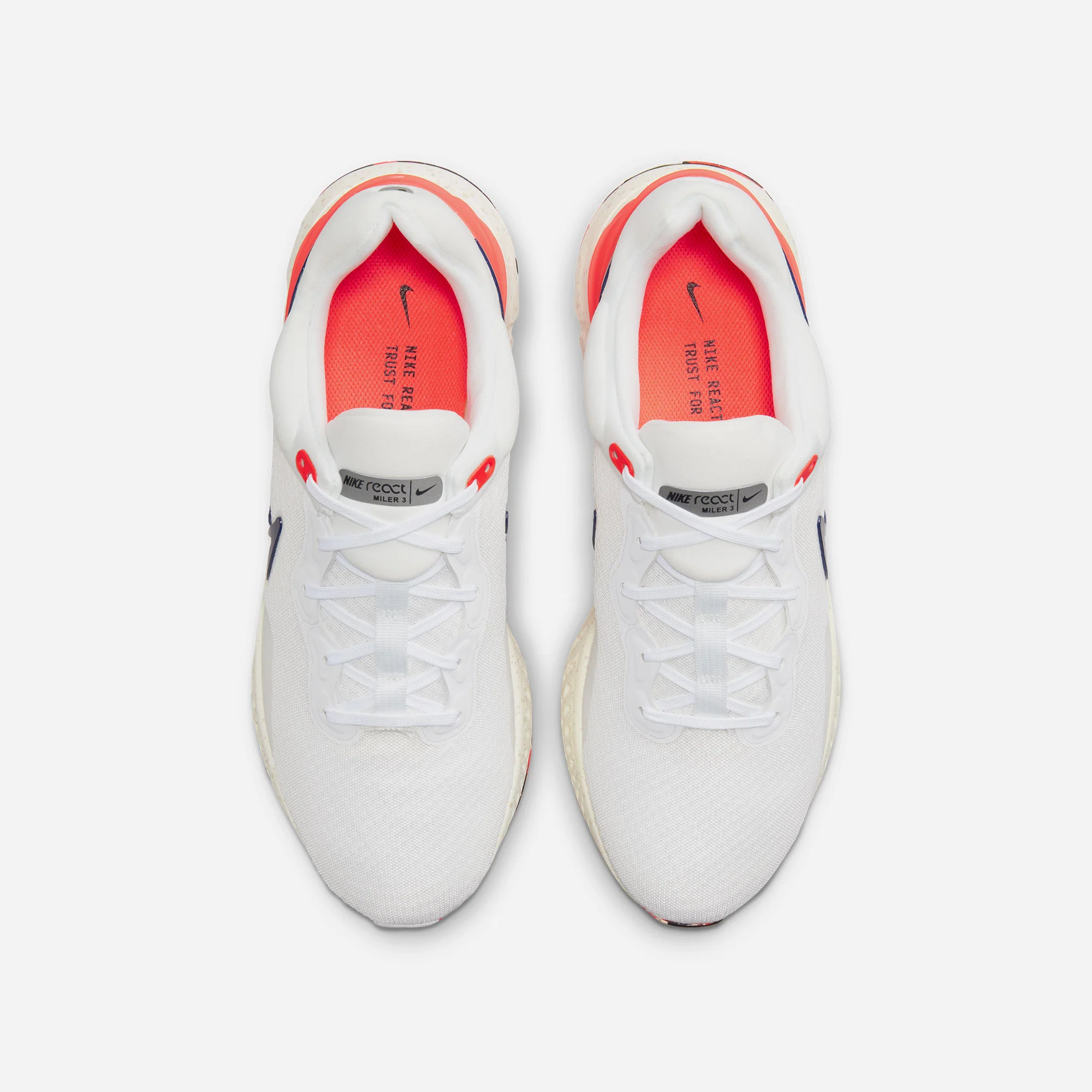 Giay Nike React Miler 3 'White Orange' DD0490-103