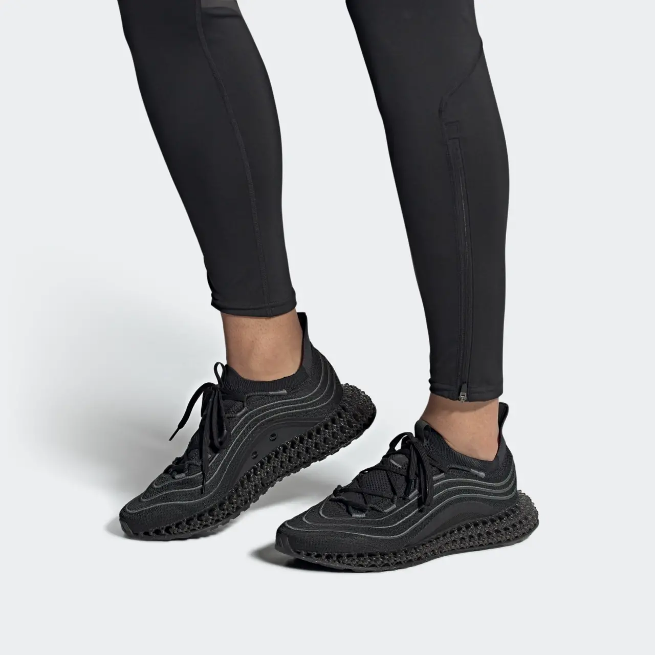 Giay Adidas 4DFWD x Parley 'Core Black' GV9056