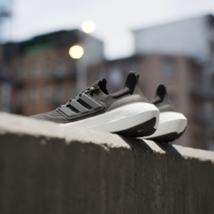 Giay Adidas Ultraboost Light 'Black' GY9351