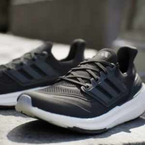 Giay Adidas Ultraboost Light 'Black' GY9351