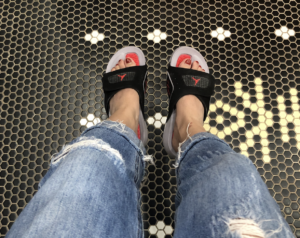 Dep Nike Jordan Hydro 4 Retro Slide GS 'Black Grey' 532226-006