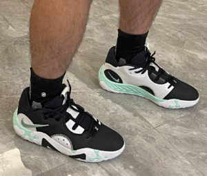 Giay Nike PG 6 'Black Mint Green' DC1974-001